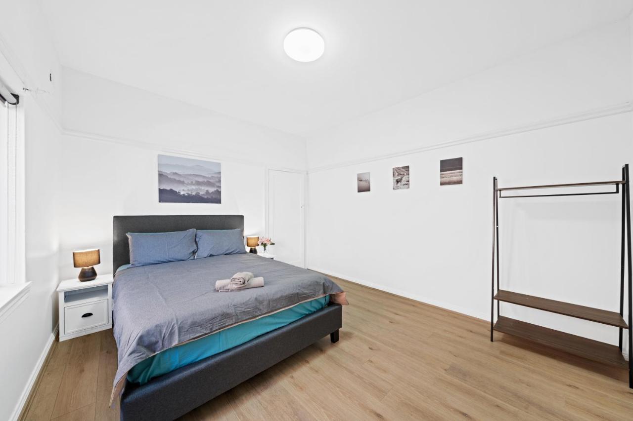 Burwood New 2 Bedroom 2 Bath Apt Free Parking Сідней Екстер'єр фото